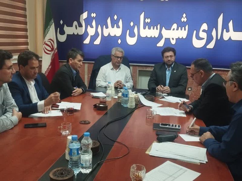 حضور معاون سازمان آب و فاضلاب کشور در فرمانداری شهرستان ترکمن