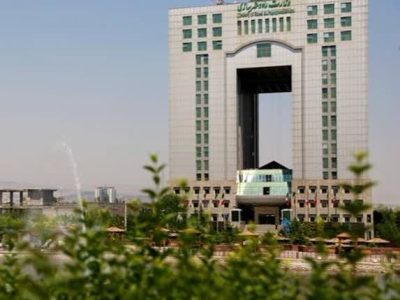 تمدید اعتبار پروانه‌های اشتغال به کار مهندسان و فعالان بخش ساختمان تا پایان شهریور ۱۴۰۴