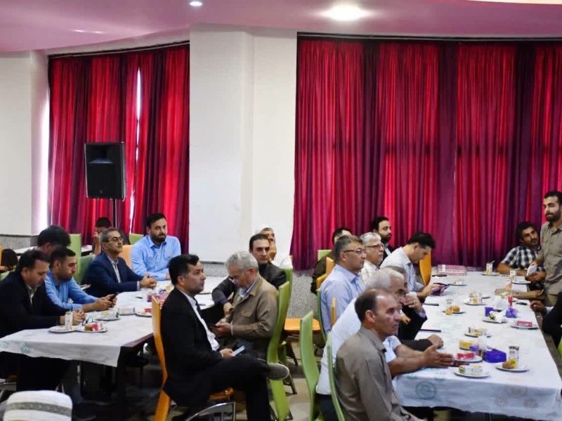 درهمایش تقدیر از آزادگان و ایثارگران، از رئیس اداره گاز شهرستان آق قلا تجلیل شد