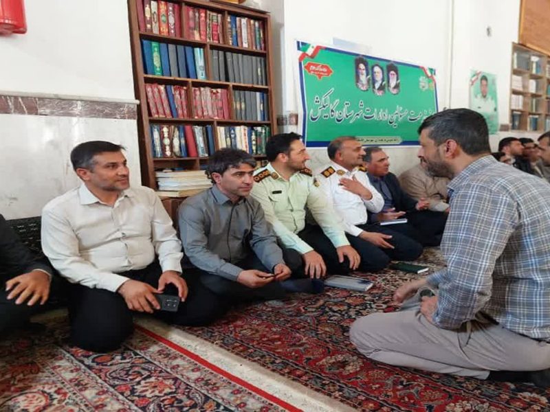 حضور رییس مخابرات شهرستان گالیکش در میز خدمت