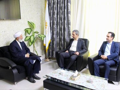 دیدار مدیرکل کتابخانه‌های عمومی گلستان با مدیر شعب بانک قرض‌الحسنه مهر ایران