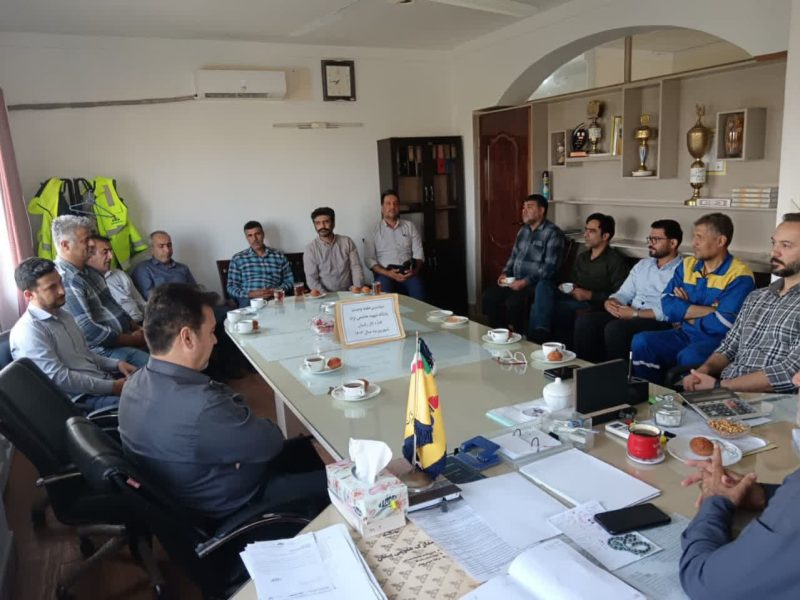 جلسه جهاد تبیین با موضوع هفته وحدت در اداره گاز رامیان برگزار شد