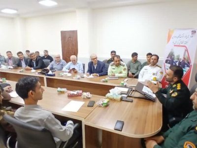 نشست خبری فرمانده انتظامی آق قلا باخبرنگاران و اصحاب رسانه بمناسبت هفته انتظامی
