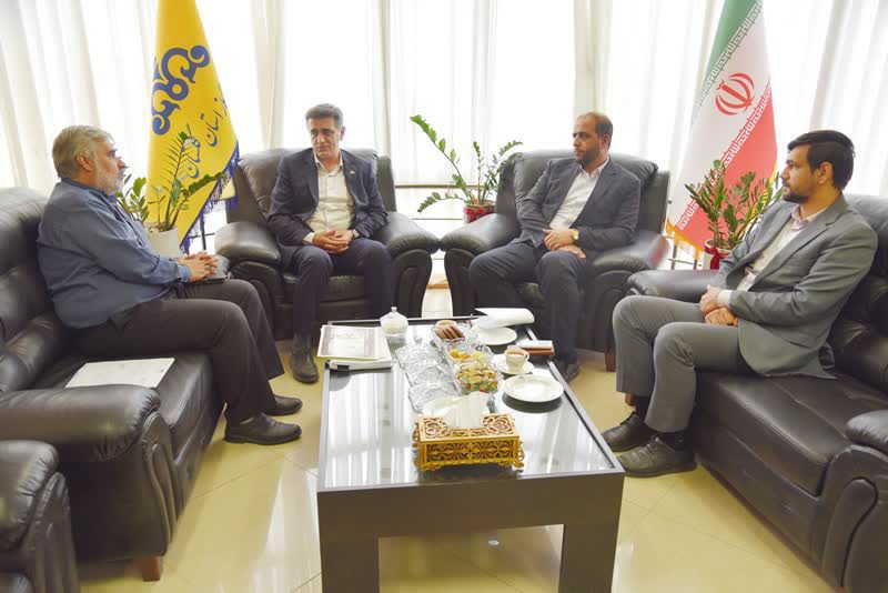 با تمام توان و ظرفیت کنار شرکت گاز ایستاده ایم: تاکید مسئول بسیج کارمندان سپاه نینوا و فرمانده حوزه بسیج شهید بهشتی ادارات کل گلستان دردیدار با مدیرعامل شرکت گاز استان