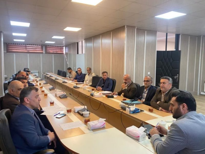 به منظور پیشگیری از دست اندازی به بیت المال ، برای ۳۵ هزارمترمربع از زمین های بنیاد مستضعفان سند صادر شد .