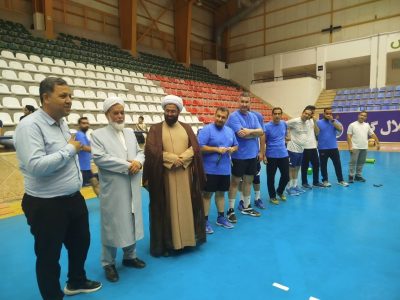 حضور رئیس مرکز اسلامی گلستان در تمرینات تیم والیبال استقلال گنبد