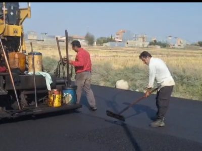 به همت دکتر قائم‌مقام، زیرسازی، آسفالت و روشنایی بلوار محمد آباد نگین‌شهر بعد از چندین سال توقف با کیفیت عالی انجام شد.