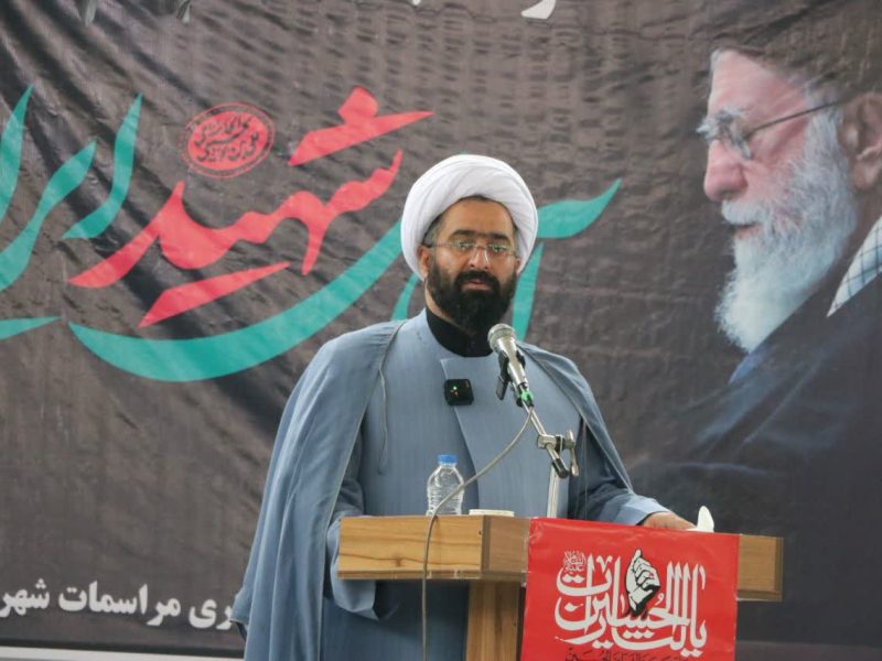 رئیس مرکز اسلامی گلستان در آققلا: حضور پرشور و وحدتآفرین آحاد مردم نشانه بلوغ سیاسی و وفاداری به نظام می باشد/ ملت ایران به امتی رشید، آگاه و نمونه در جهان تبدیل شده است