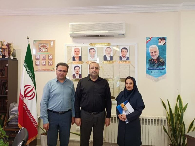 تقدیر مدیرکل نوسازی مدارس گلستان از مسئول فناوری اطلاعات به مناسبت روز IT