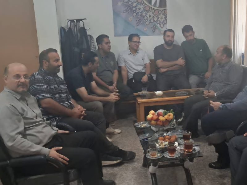 بازدید مدیر مجتمع دخانیات گلستان از کمیسیون خرید اداره علی‌آبادکتول